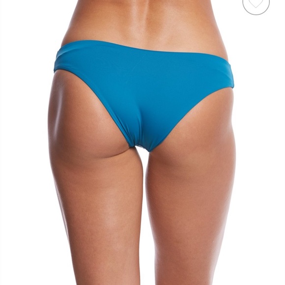 L*space Bikini - Picture 4 of 8